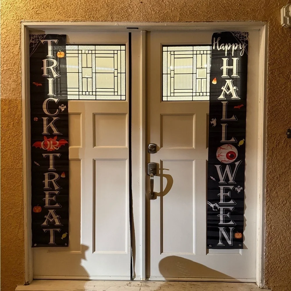 2PCS Trick or Treat Halloween Door Banners Porch Hanging Decoration Spooky